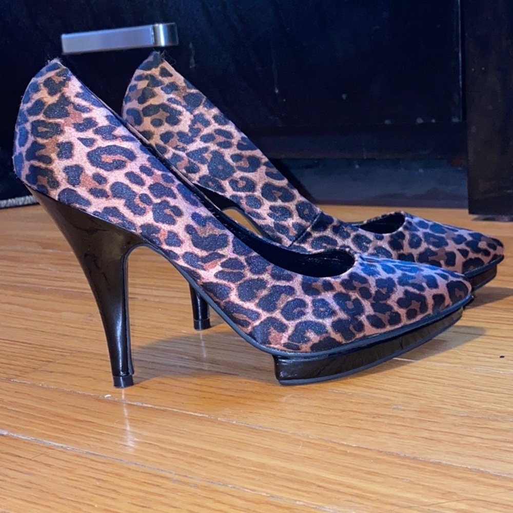 Leopard Print Heels - Picture 3 of 6